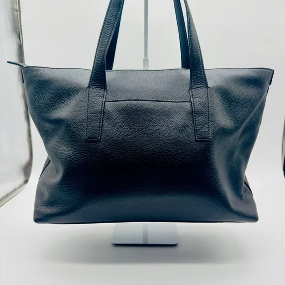 Tory Burch Meyer Plaque Pebbled Leather Tote Bag in Black - Picture 4 of 16